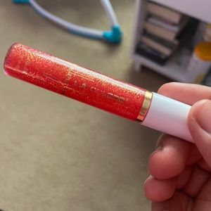 La Colors Lip Gloss